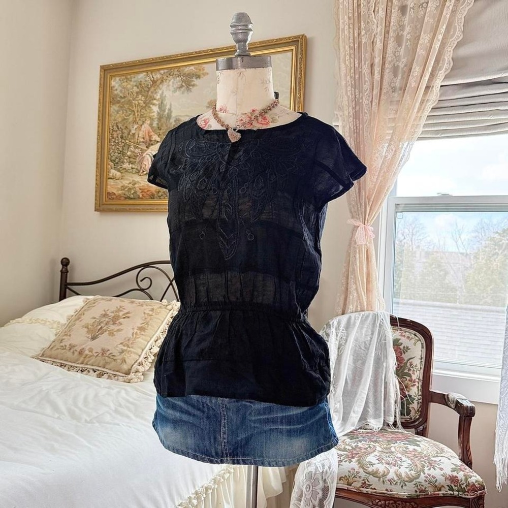 black embroidered boho top  Y2K black embroidered top verty‎ size small